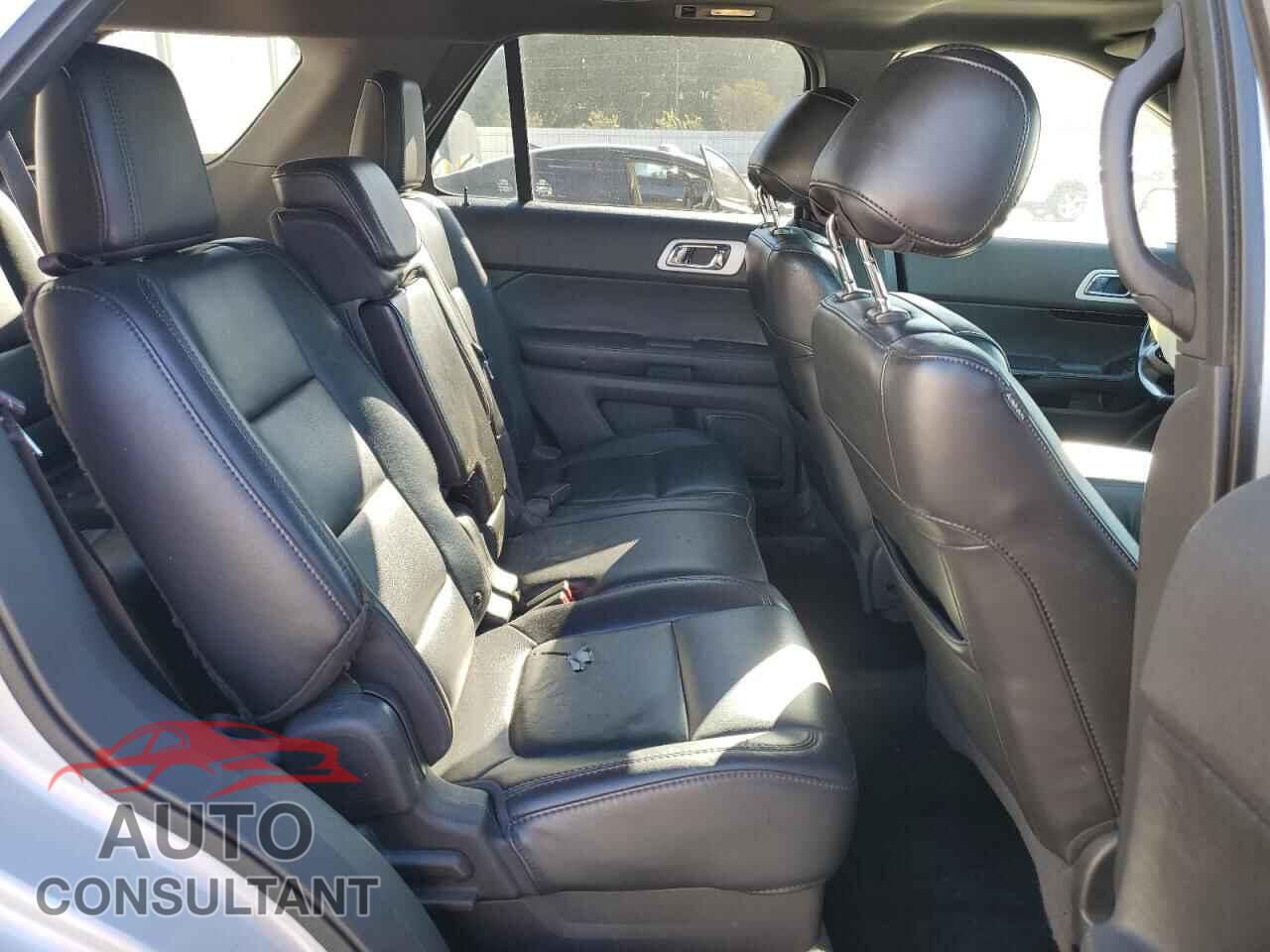 FORD EXPLORER 2013 - 1FM5K8F88DGA75825