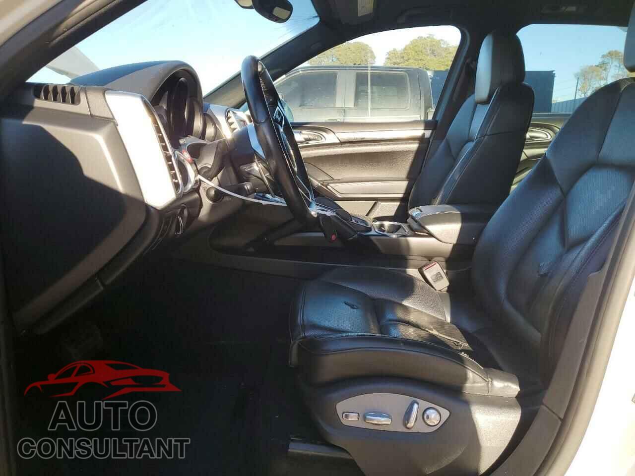 PORSCHE CAYENNE 2015 - WP1AF2A2XFLA37948