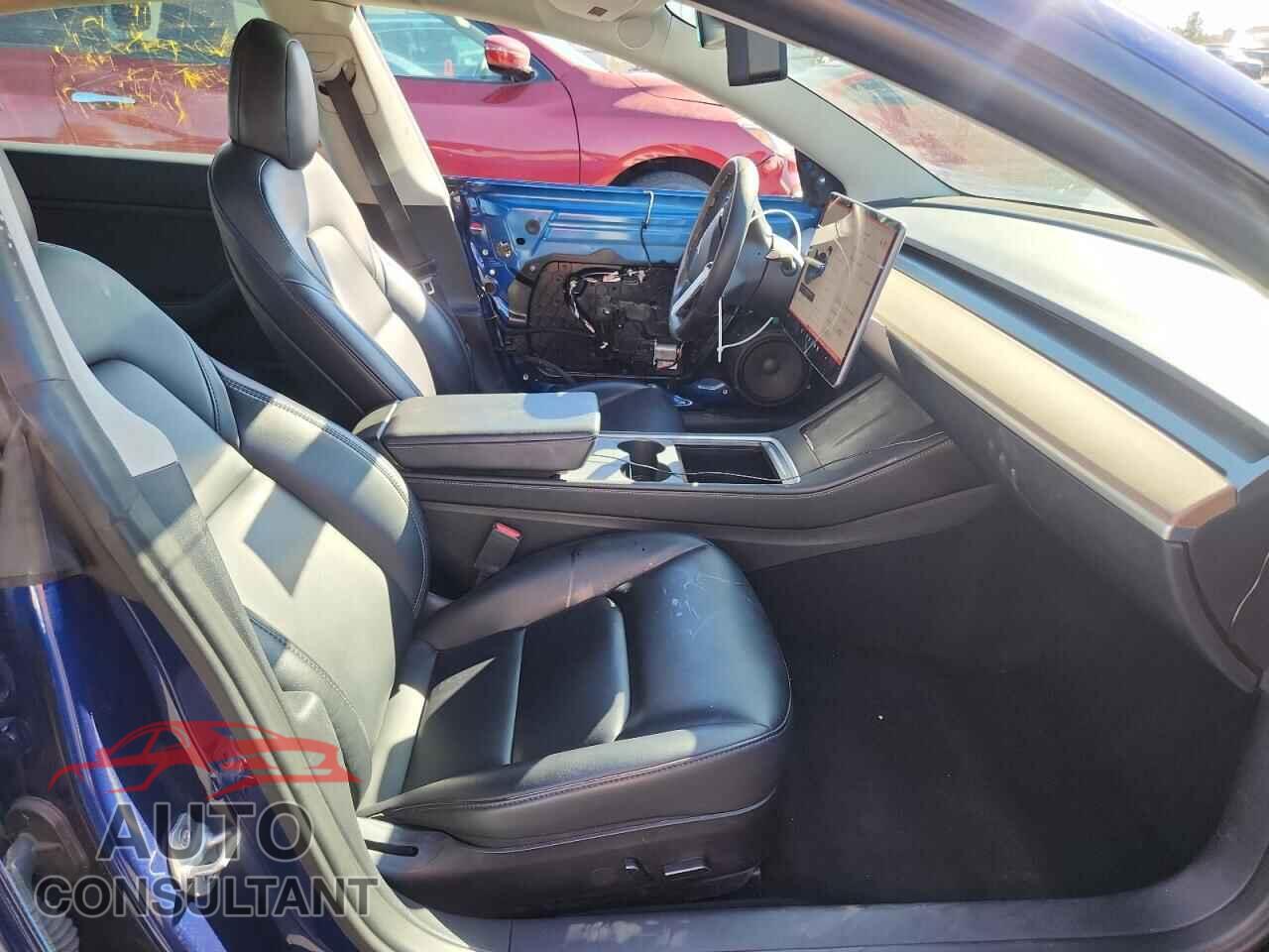 TESLA MODEL 3 2022 - 5YJ3E1EA9NF370118