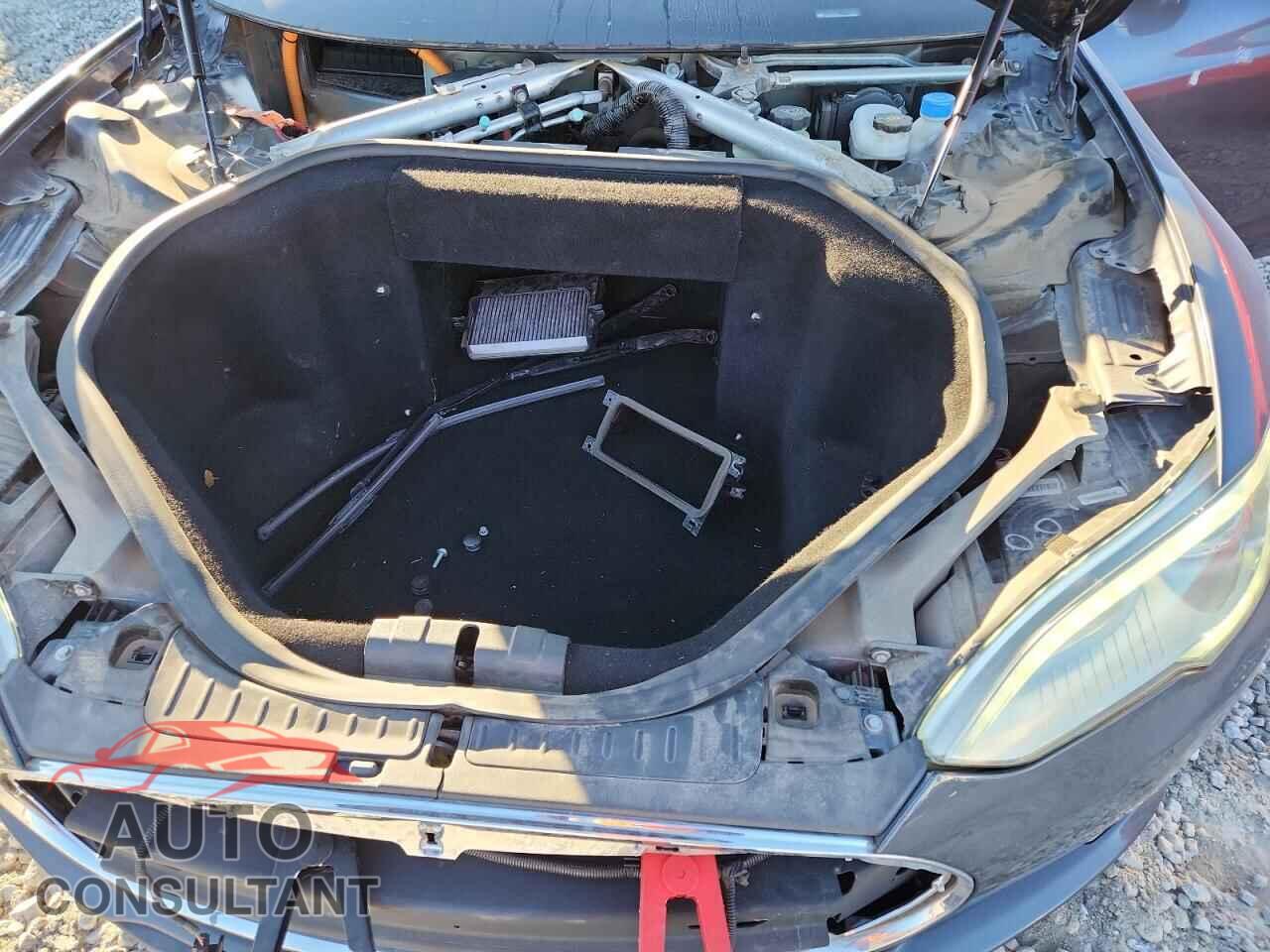 TESLA MODEL S 2014 - 5YJSA1S13EFP63690