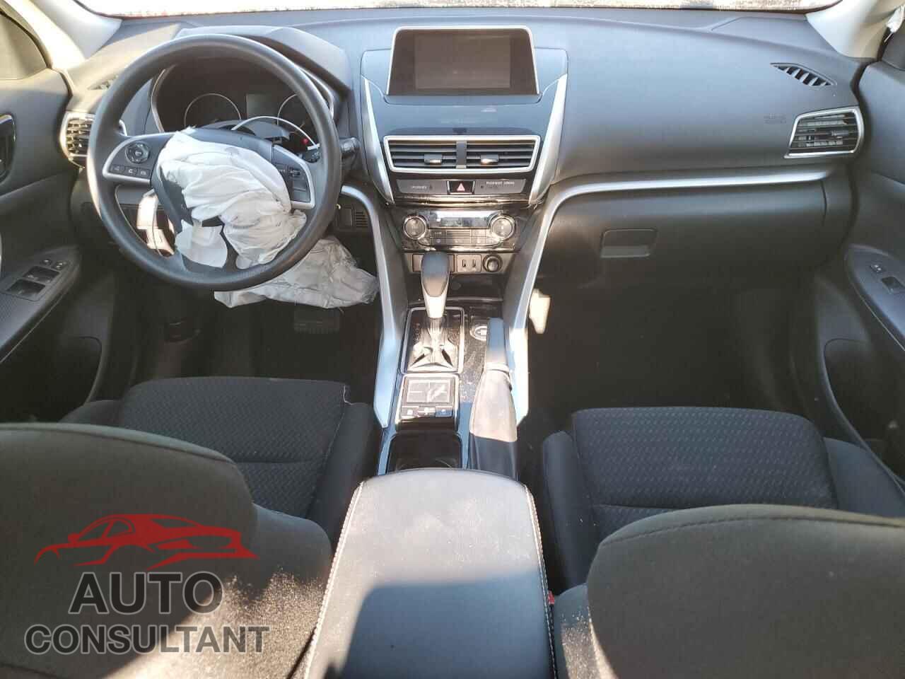 MITSUBISHI ECLIPSE 2018 - JA4AT4AA8JZ065518