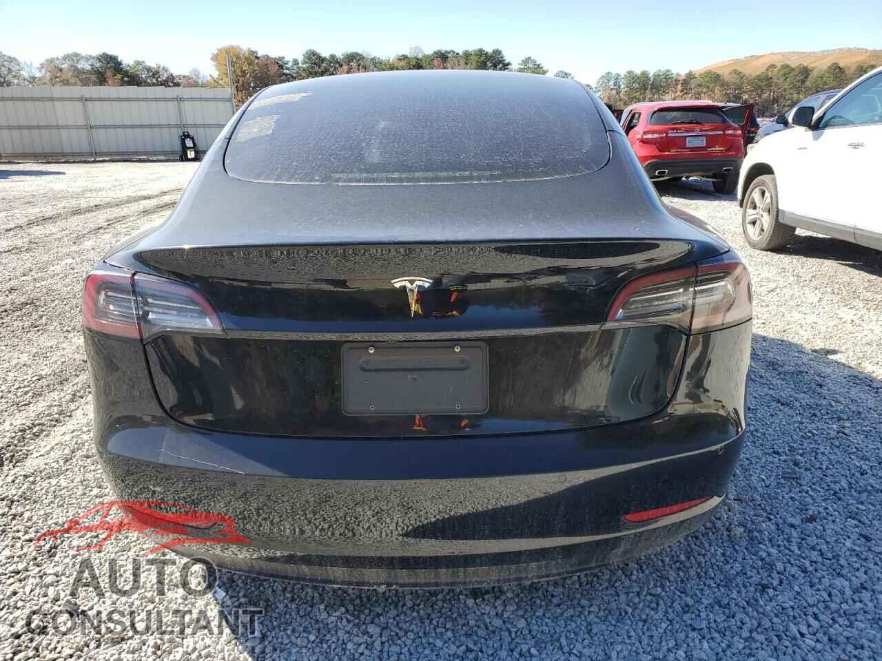 TESLA MODEL 3 2021 - 5YJ3E1EA1MF085590