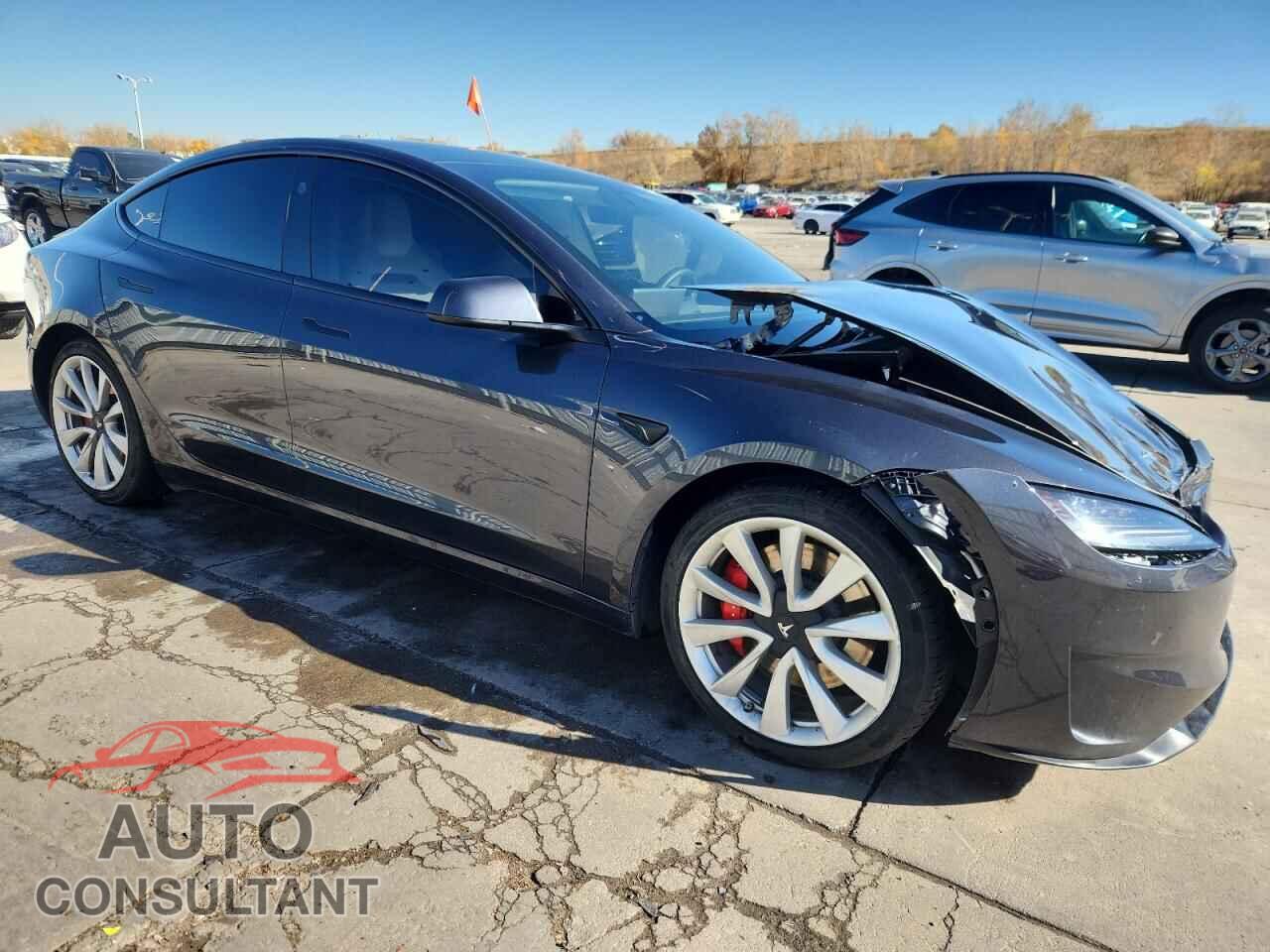 TESLA MODEL 3 2024 - 5YJ3E1ET7RF856403