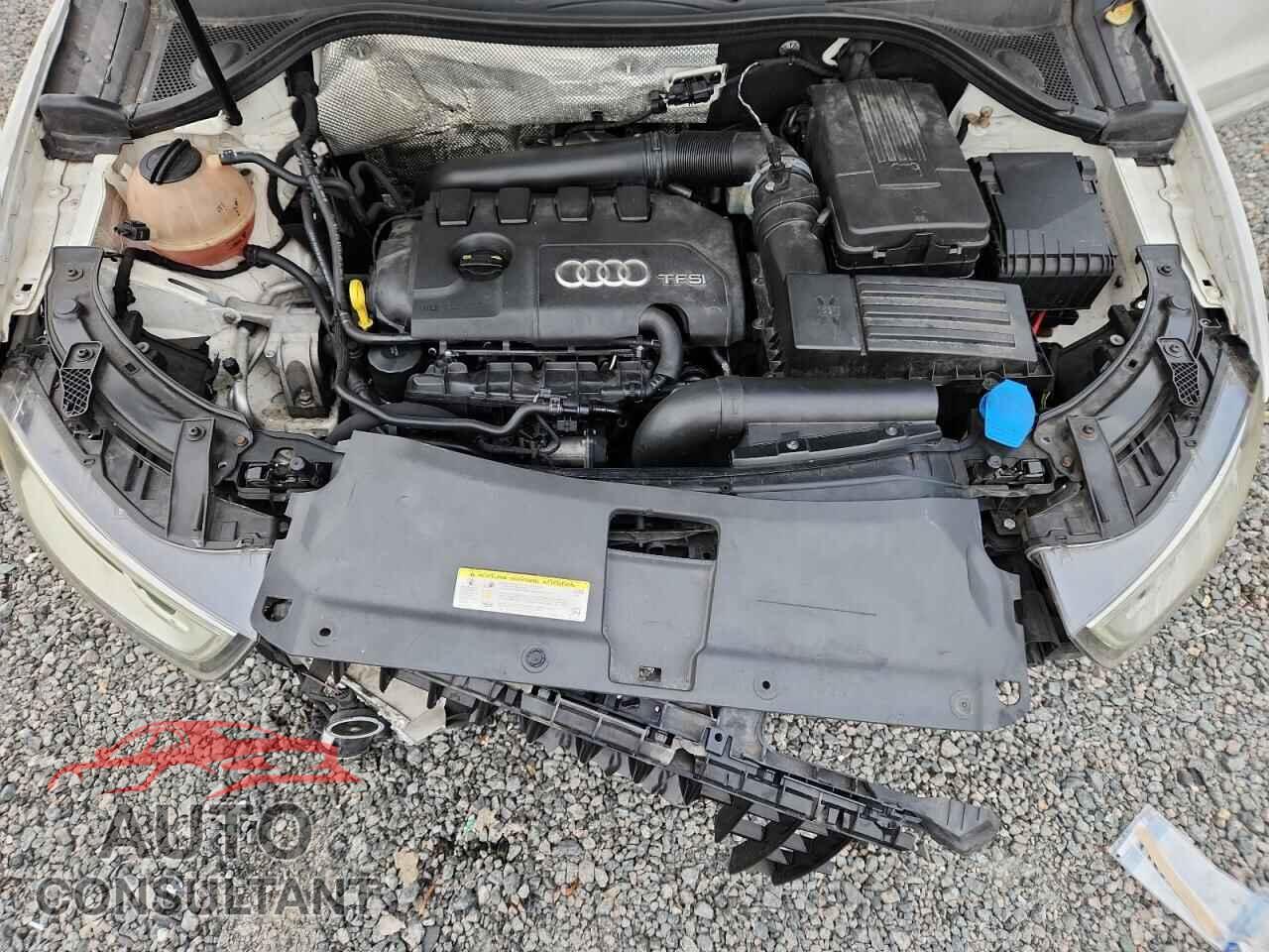 AUDI Q3 2015 - WA1EFCFS5FR010665