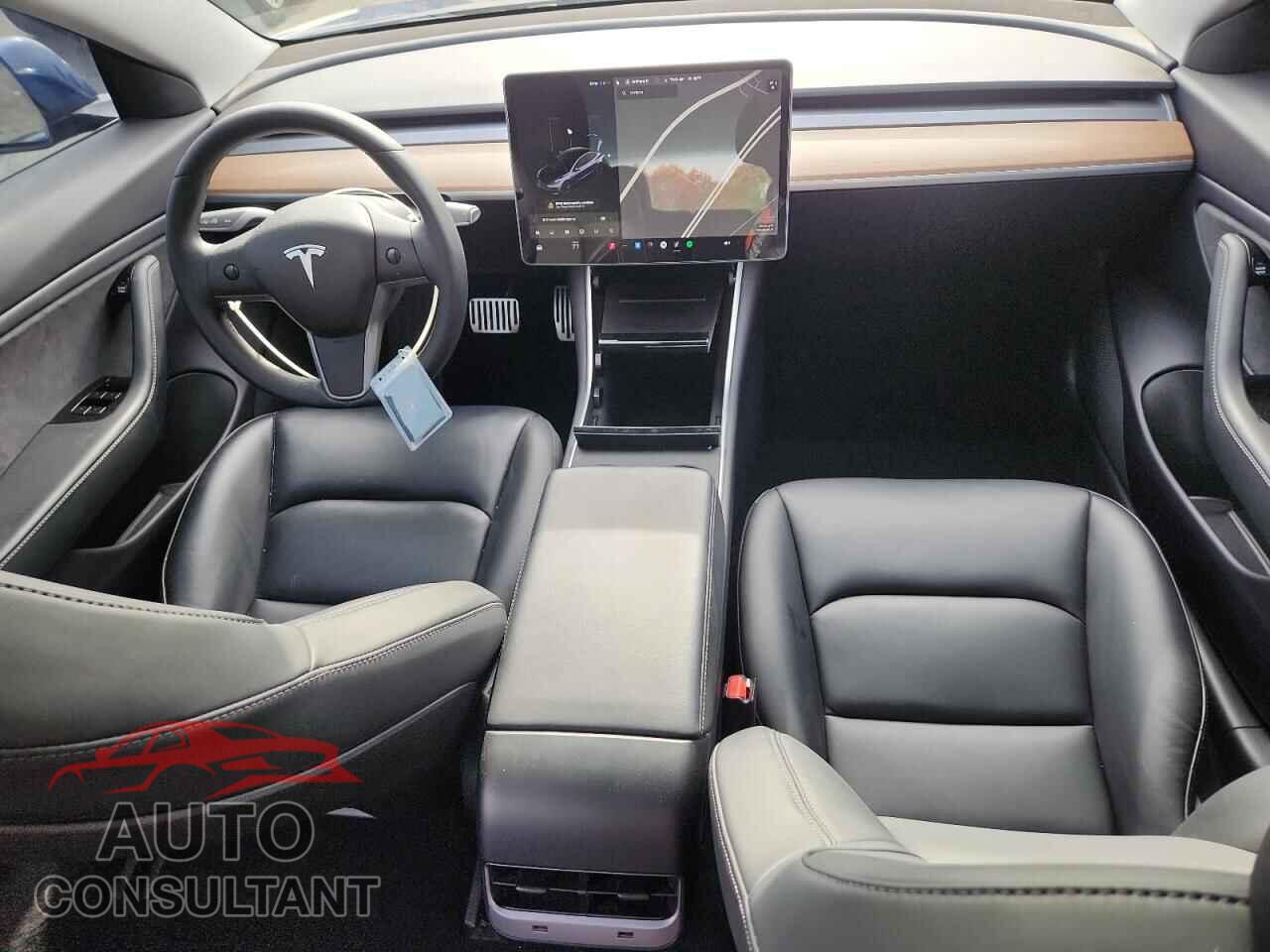 TESLA MODEL 3 2019 - 5YJ3E1EB2KF464992