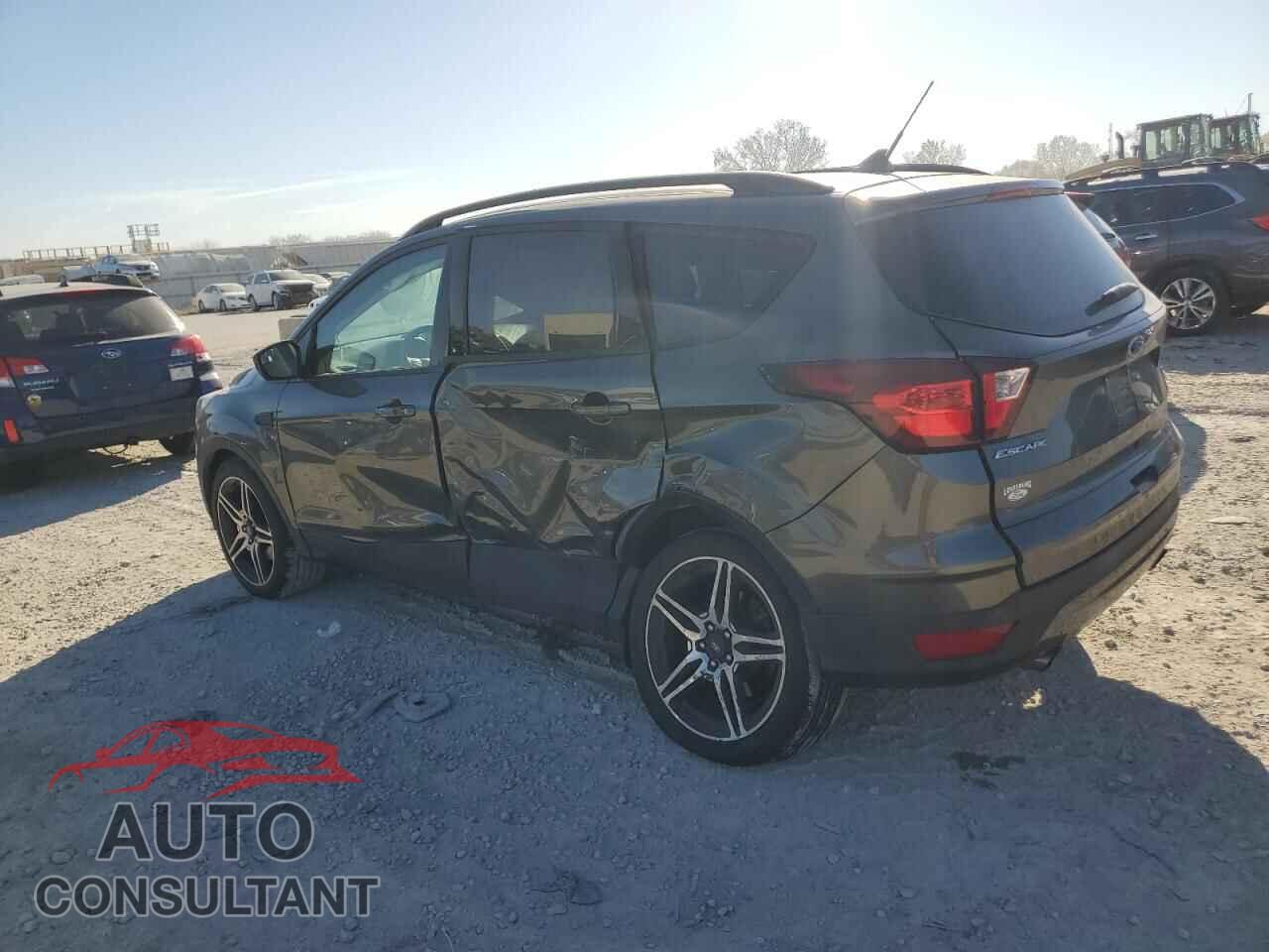 FORD ESCAPE 2019 - 1FMCU9HD3KUB59700