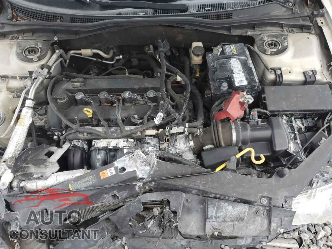 FORD FUSION 2010 - 3FAHP0JA3AR256128