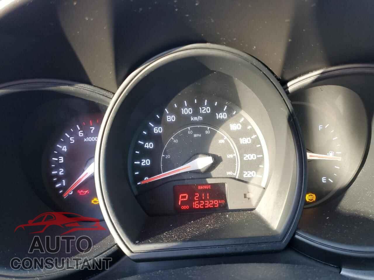 KIA RIO 2012 - KNADN5A38C6714885
