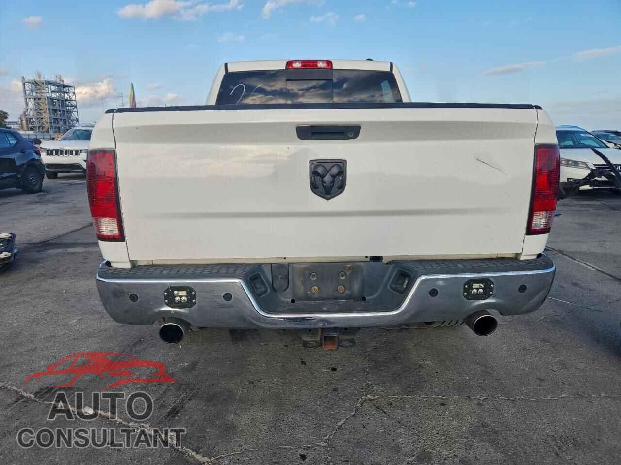 DODGE RAM 1500 2012 - 1C6RD6LT7CS290192