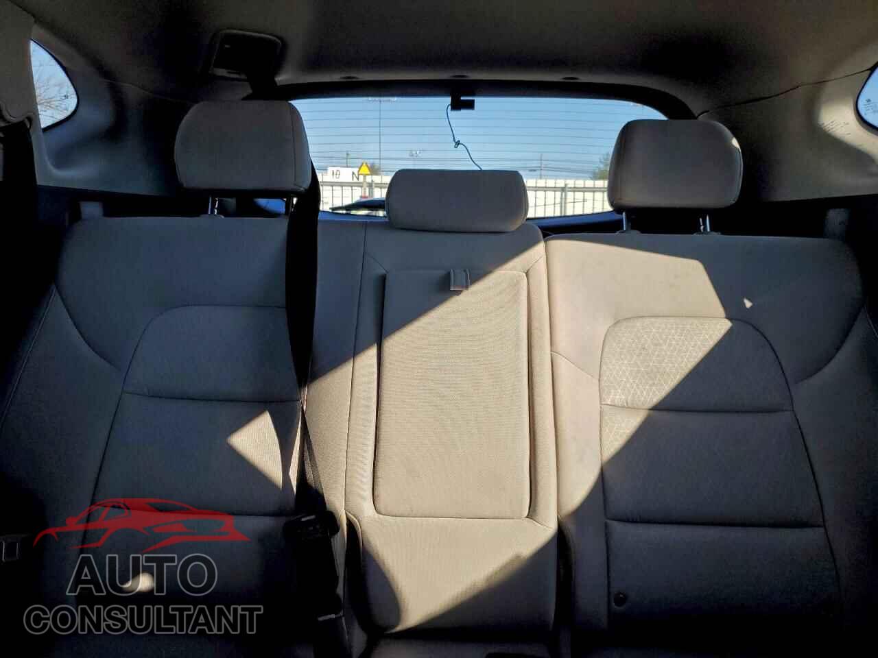 HYUNDAI TUCSON 2017 - KM8J3CA21HU436062
