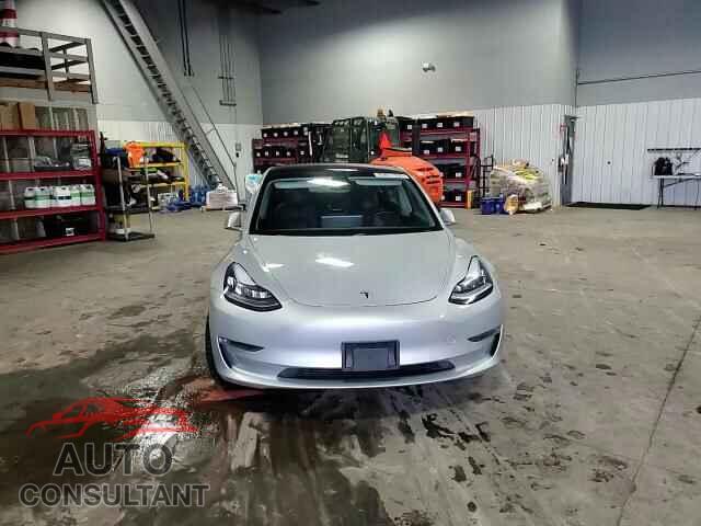 TESLA MODEL 3 2018 - 5YJ3E1EA0JF034769