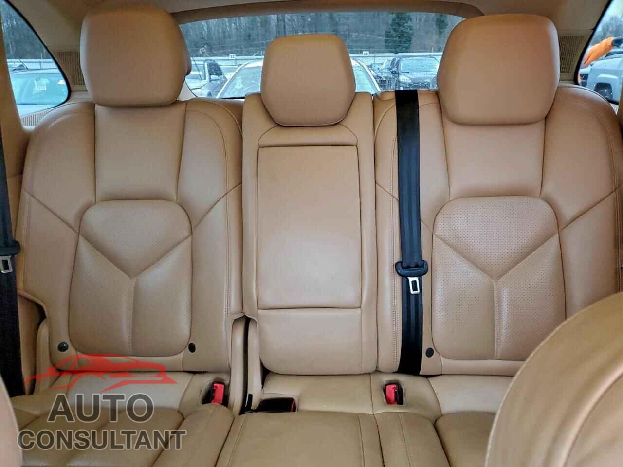 PORSCHE CAYENNE 2016 - WP1AA2A20GLA06501