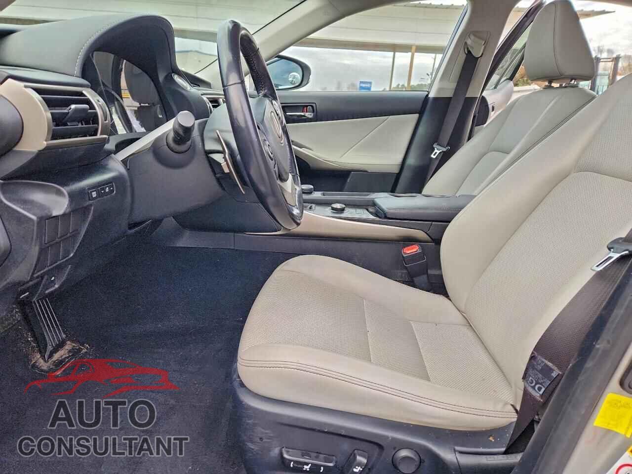 LEXUS IS 2015 - JTHBF1D28F5080120