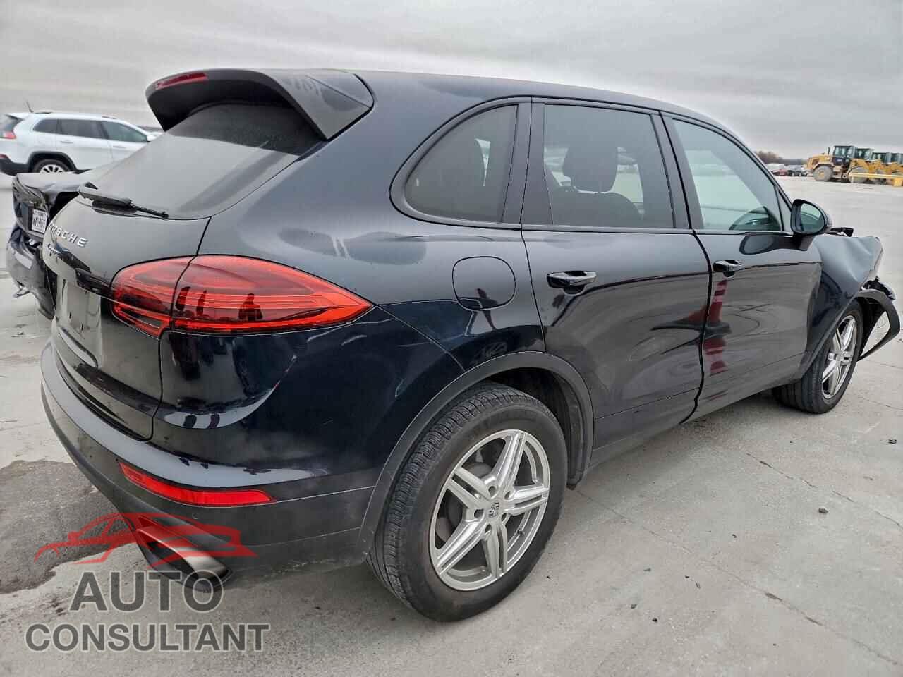 PORSCHE CAYENNE 2016 - WP1AA2A22GKA12774