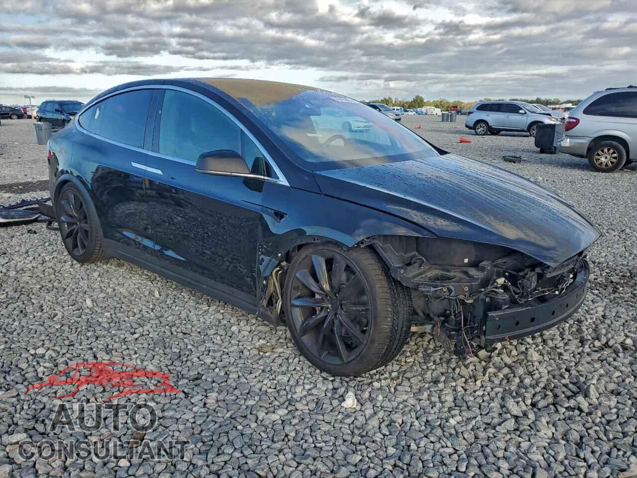 TESLA MODEL X 2018 - 5YJXCBE2XJF088246