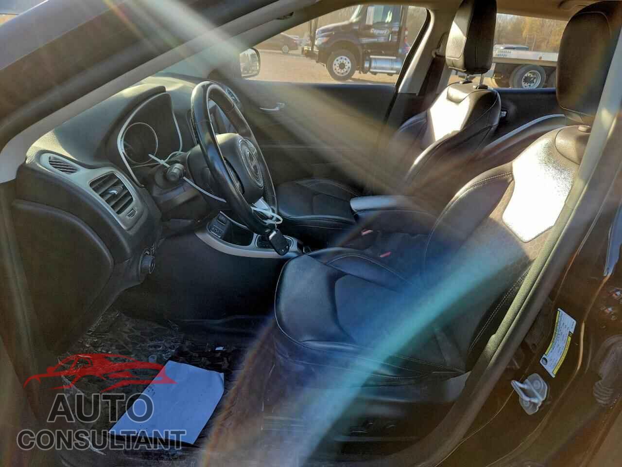 JEEP COMPASS 2019 - 3C4NJCBB3KT736763