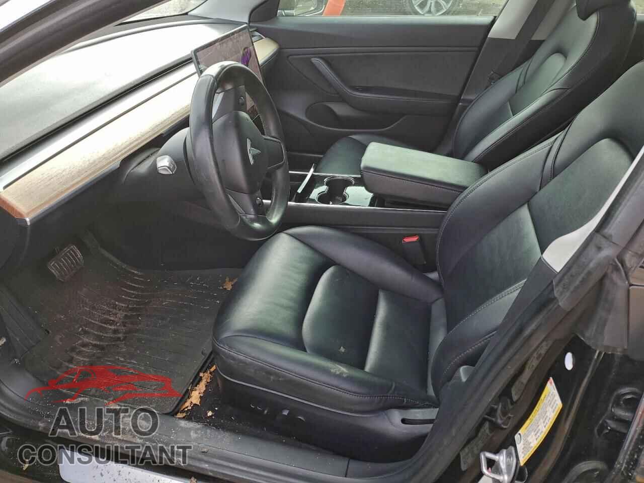 TESLA MODEL 3 2018 - 5YJ3E1EBXJF144253