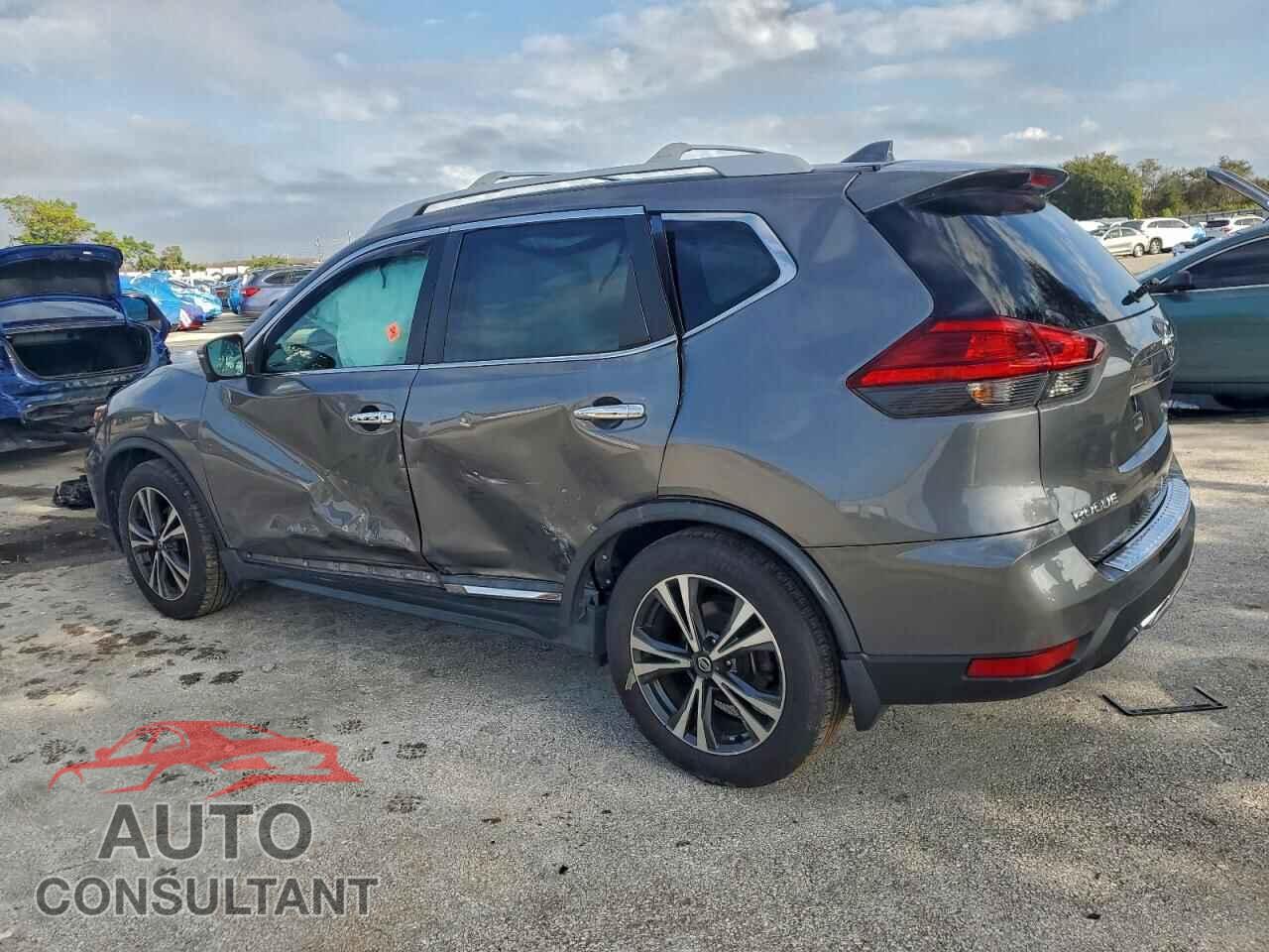 NISSAN ROGUE 2017 - 5N1AT2MTXHC752872
