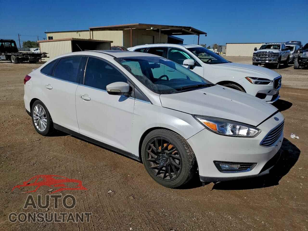 FORD FOCUS 2017 - 1FADP3J20HL284065