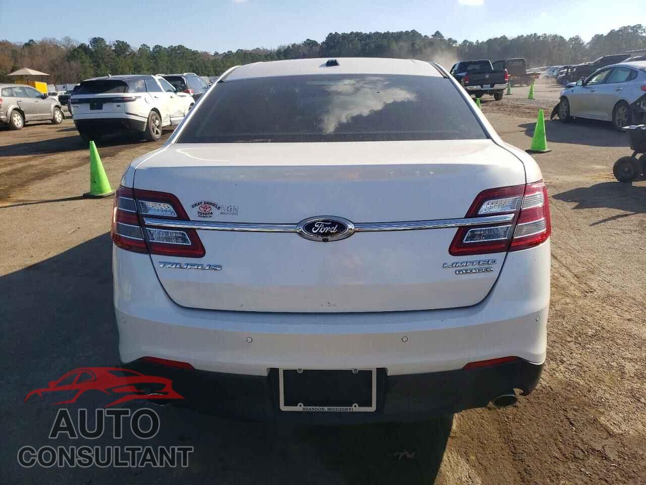 FORD TAURUS 2014 - 1FAHP2F83EG111105