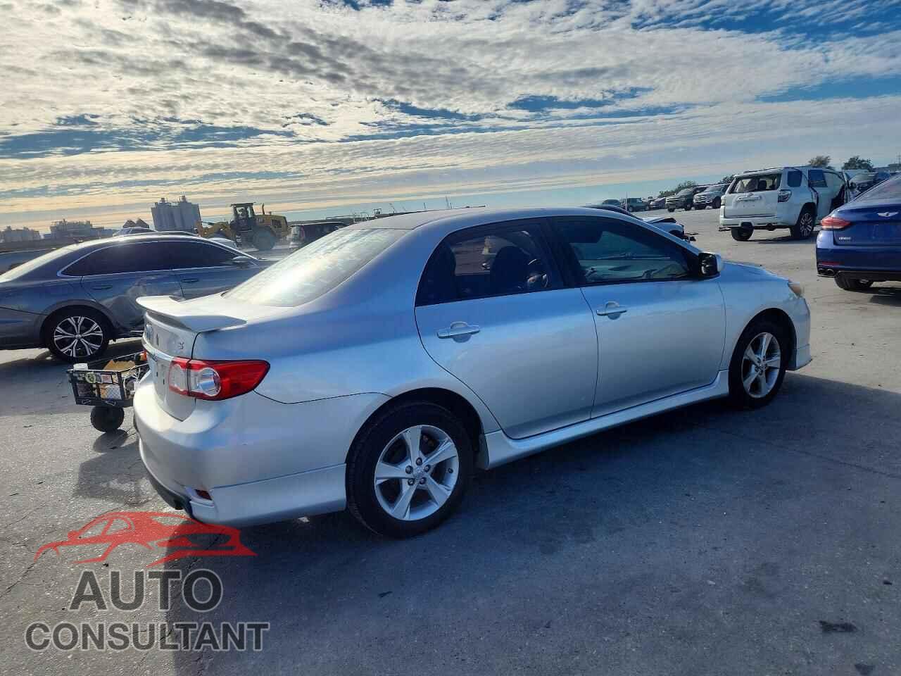 TOYOTA COROLLA 2011 - 2T1BU4EEXBC622865