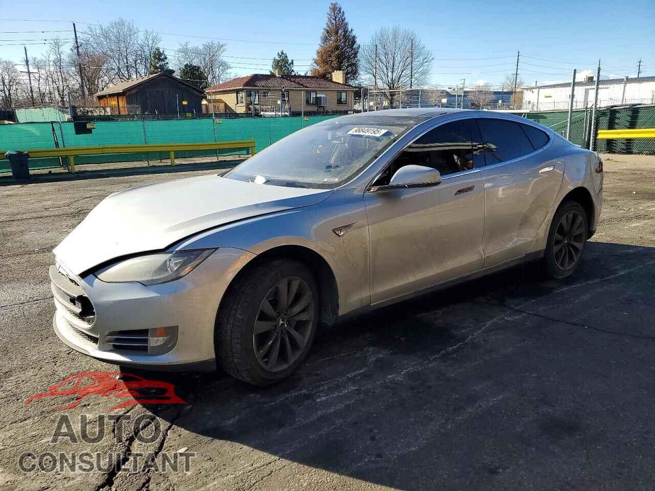 TESLA MODEL S 2013 - 5YJSA1CP6DFP23587