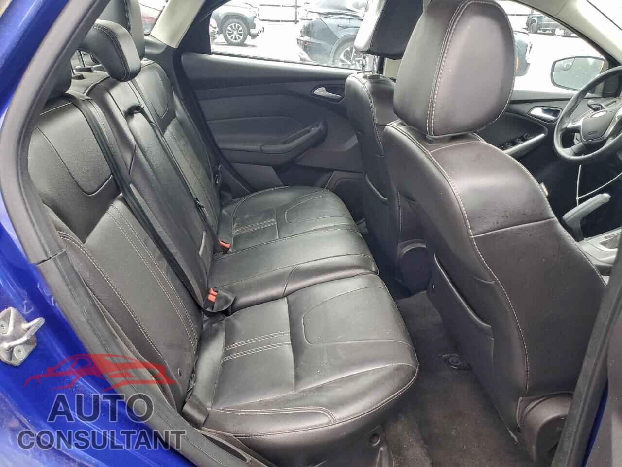 FORD FOCUS 2014 - 1FADP3F22EL357635