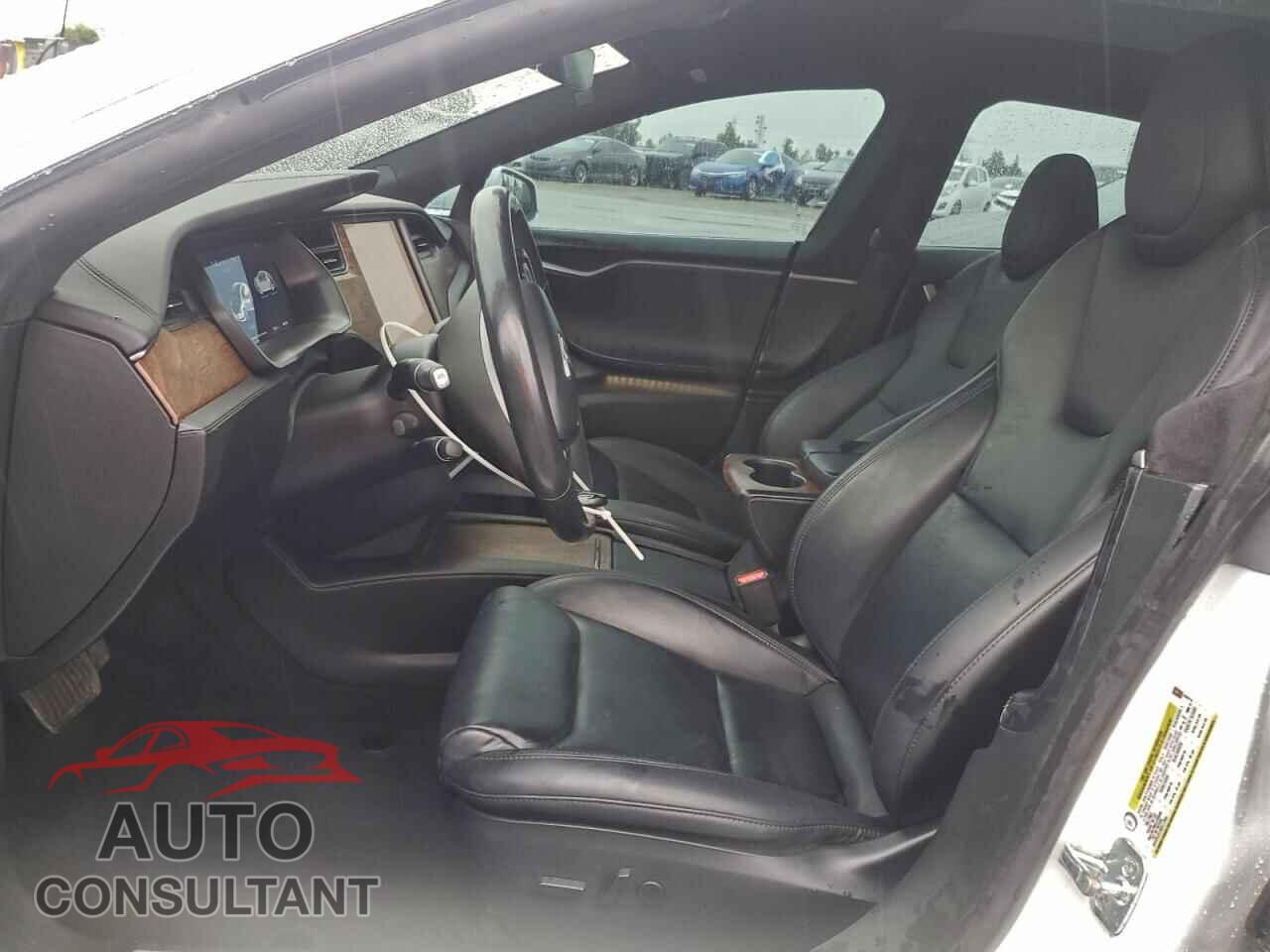 TESLA MODEL S 2021 - 5YJSA1E29MF424712
