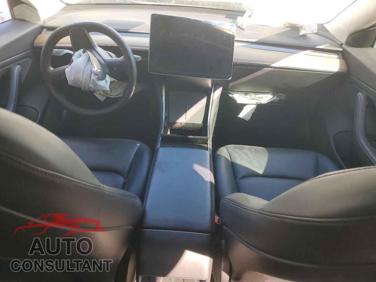TESLA MODEL 3 2020 - 5YJ3E1EBXLF744497