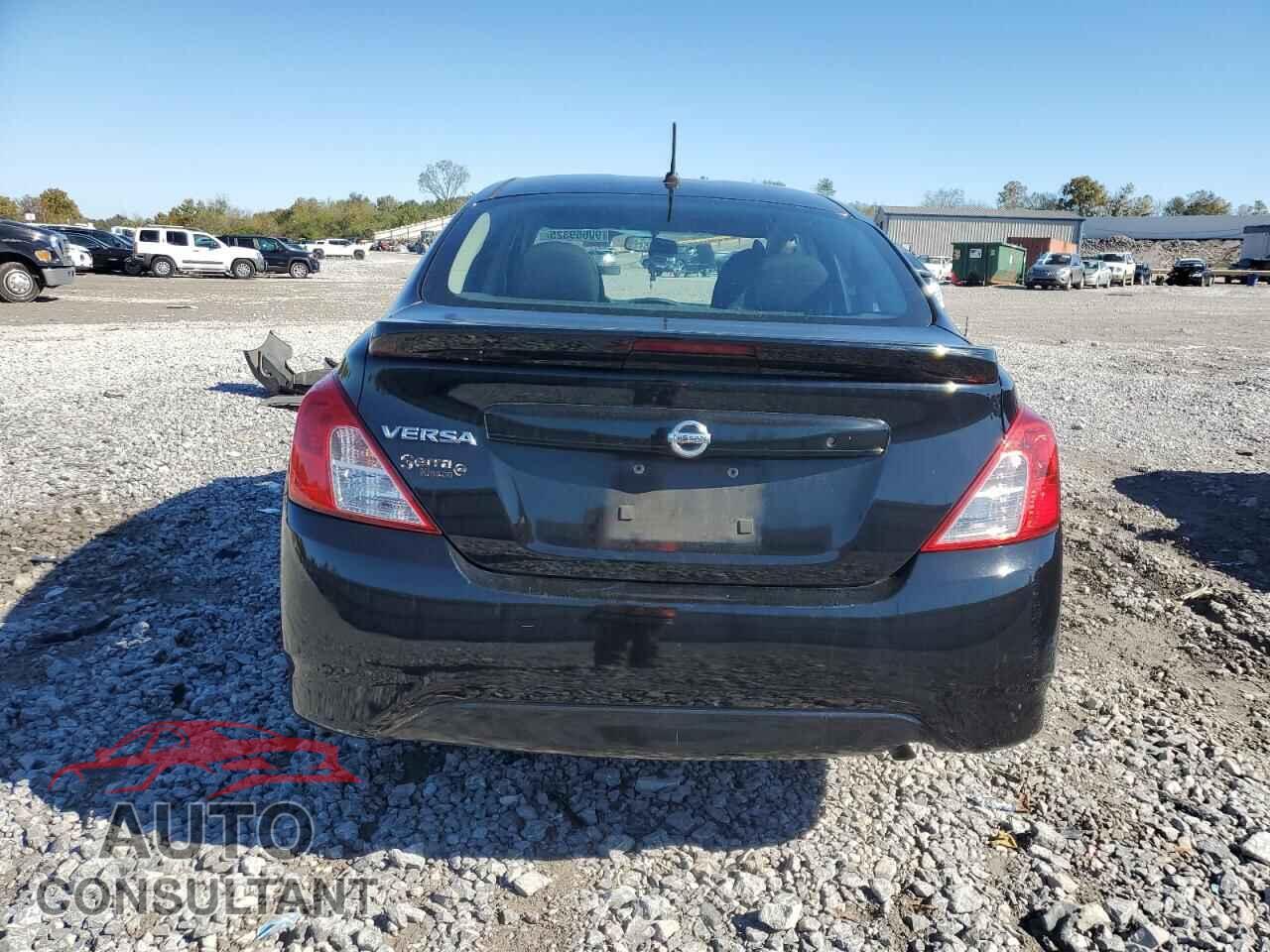 NISSAN VERSA 2017 - 3N1CN7AP3HL907930