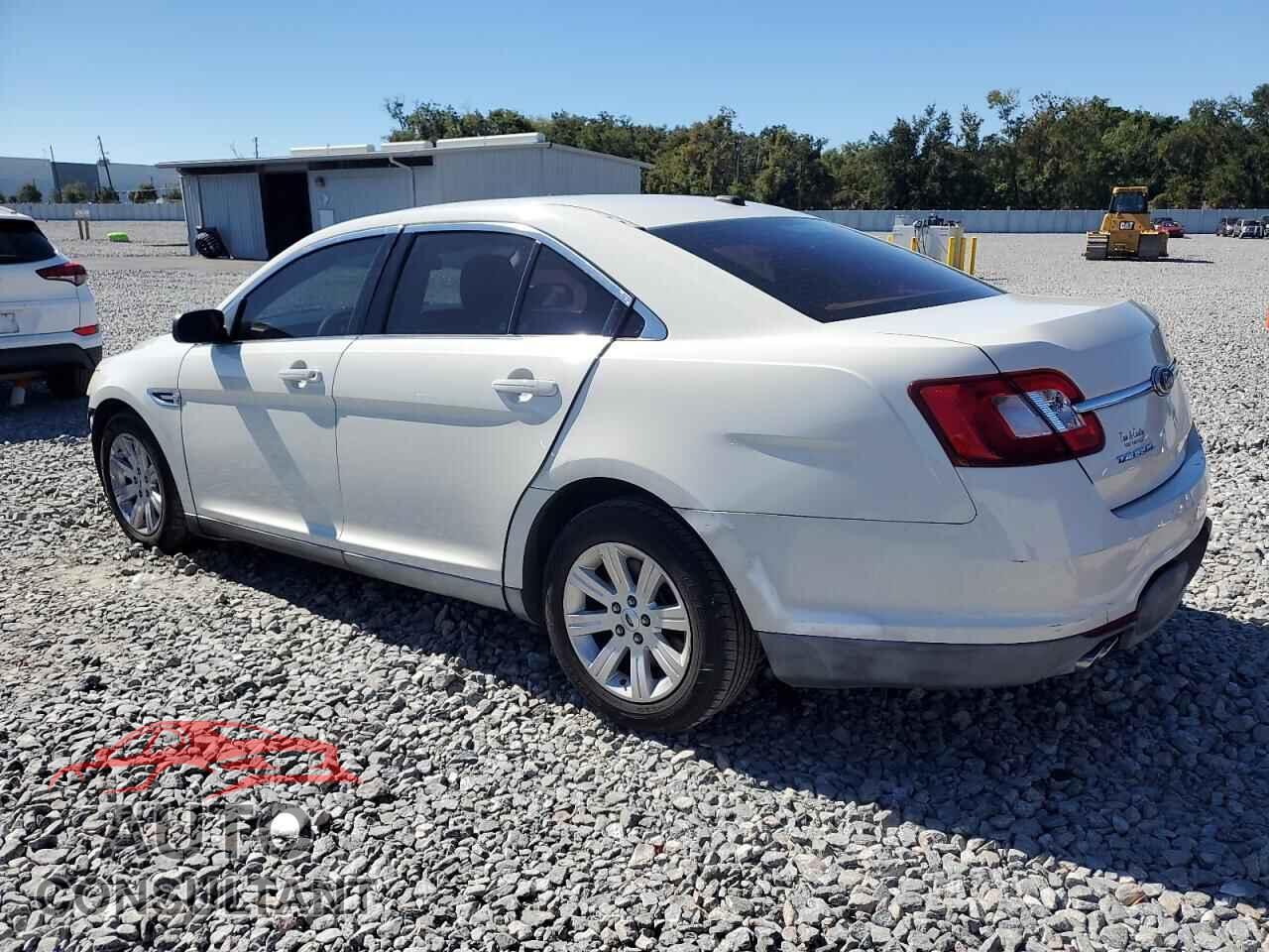 FORD TAURUS 2011 - 1FAHP2DW7BG110715