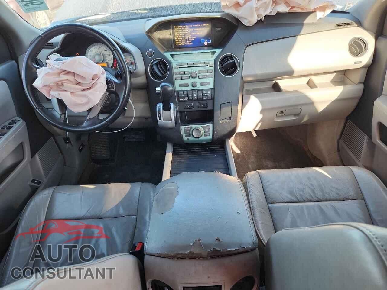HONDA PILOT 2011 - 5FNYF3H73BB056295