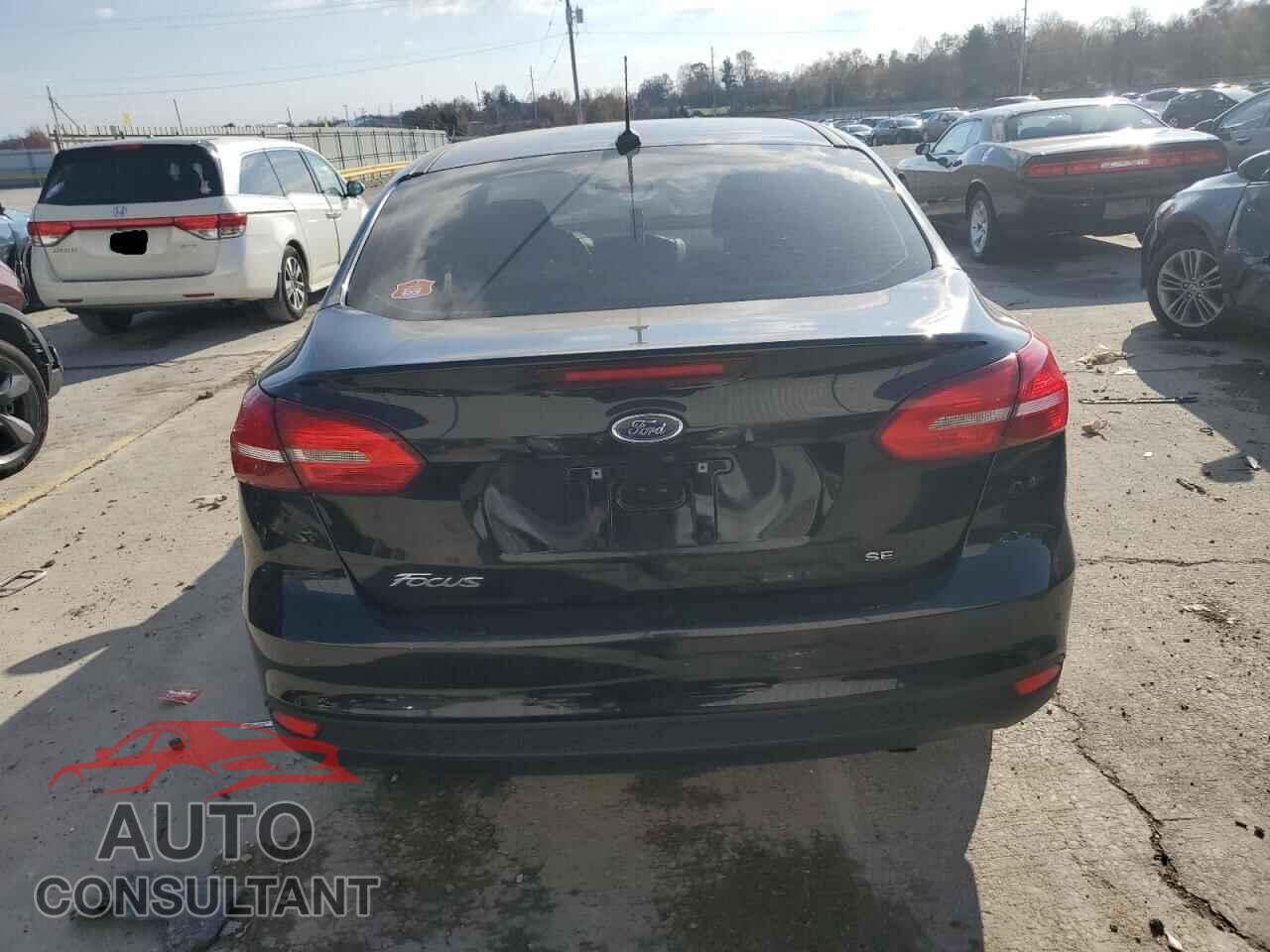 FORD FOCUS 2017 - 1FADP3F28HL345767