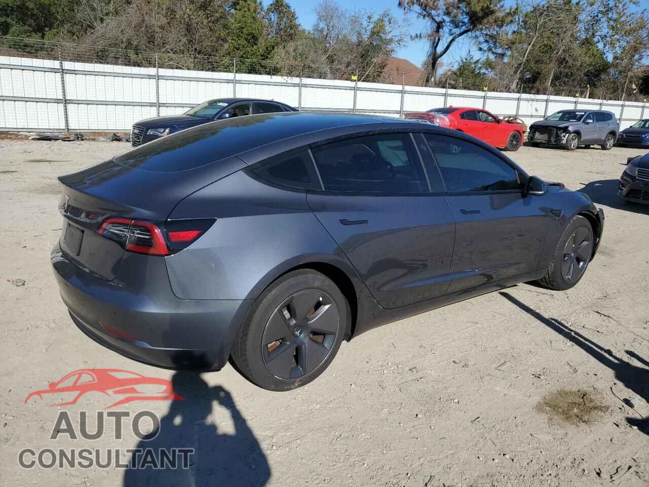 TESLA MODEL 3 2023 - 5YJ3E1EA5PF643395