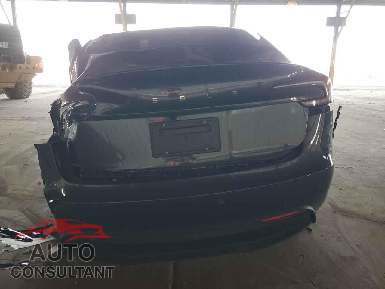 TESLA MODEL 3 2024 - 5YJ3E1EA9RF740442