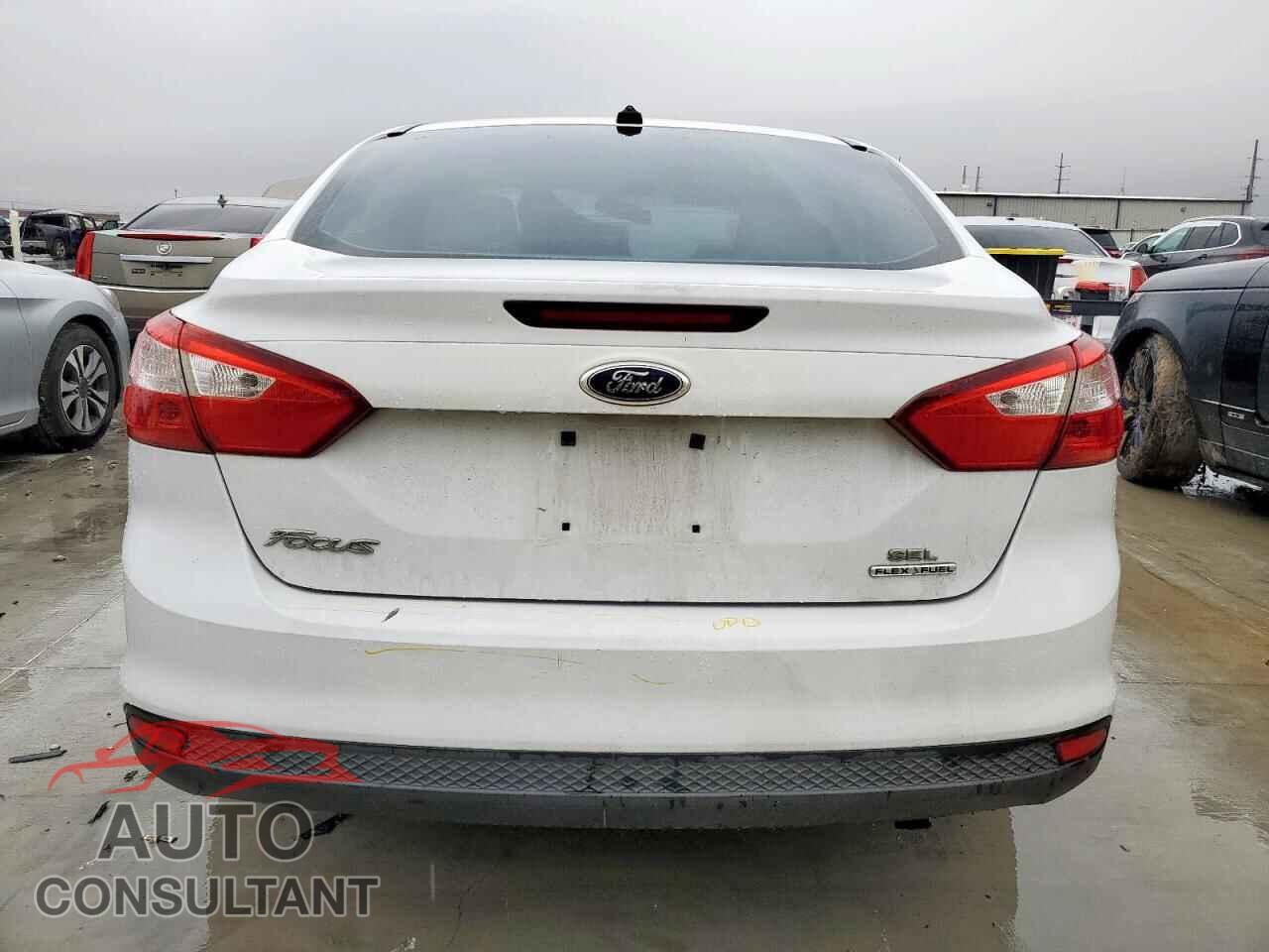 FORD FOCUS 2012 - 1FAHP3H29CL478917