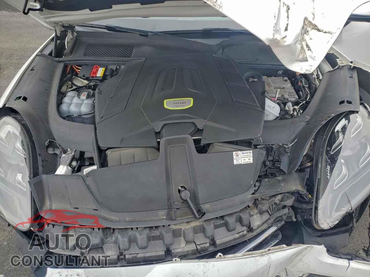 PORSCHE CAYENNE 2020 - WP1AE2AYXLDA22380