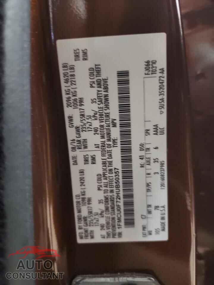 FORD ESCAPE 2017 - 1FMCU0F72HUB50357