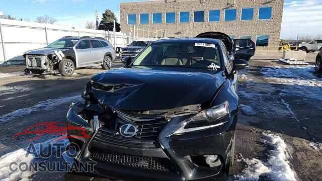 LEXUS IS 2015 - JTHCF1D27F5018177