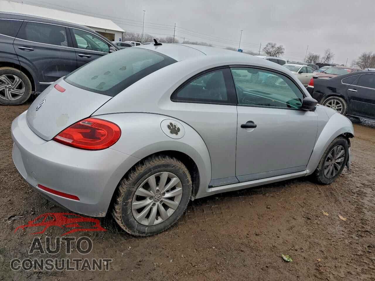 VOLKSWAGEN BEETLE 2013 - 3VWFP7AT3DM659214