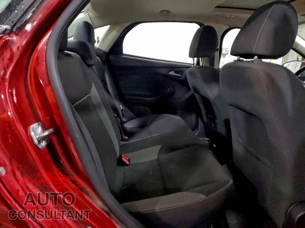 FORD FOCUS 2013 - 1FADP3F22DL208575