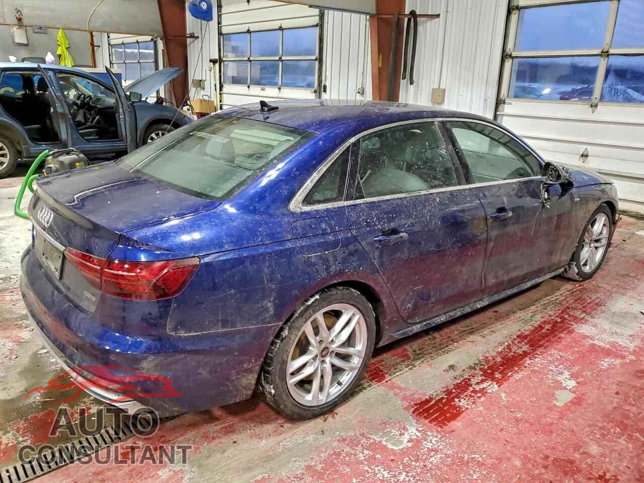 AUDI A4 2021 - WAUDAAF48MA074505
