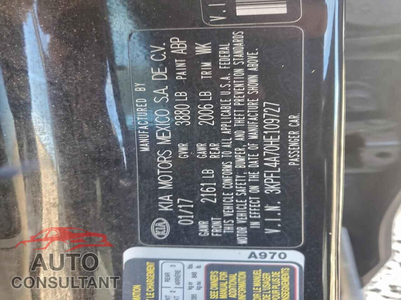 KIA FORTE 2017 - 3KPFL4A70HE109727