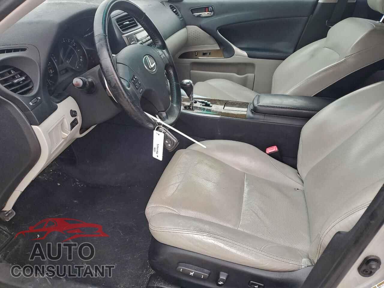 LEXUS IS 2010 - JTHBF5C28A5114557