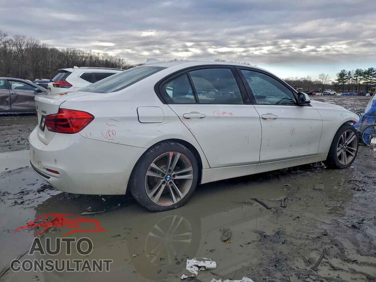 BMW 3 SERIES 2016 - WBA8E3G59GNU02603