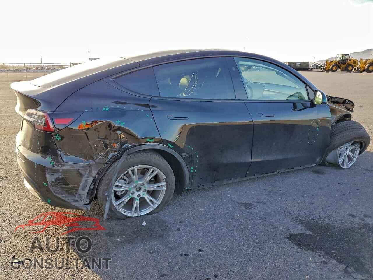 TESLA MODEL Y 2024 - 7SAYGAEEXRF092275