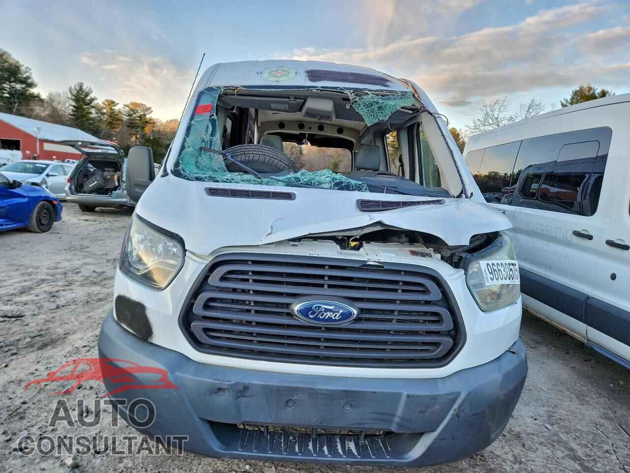 FORD TRANSIT 2015 - 1FTNE2CM0FKA82360
