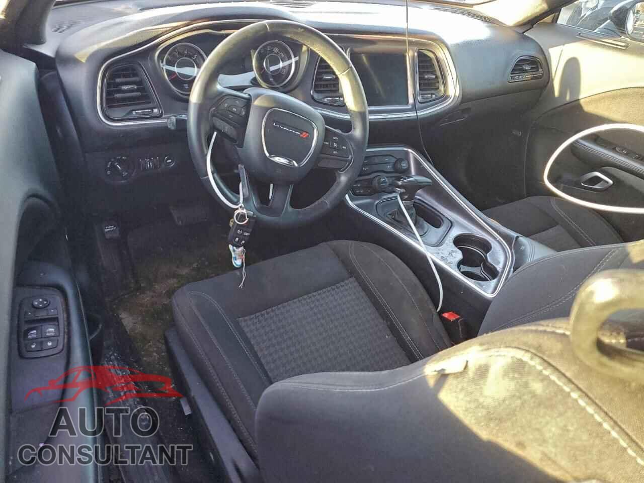 DODGE CHALLENGER 2015 - 2C3CDZAT0FH706733