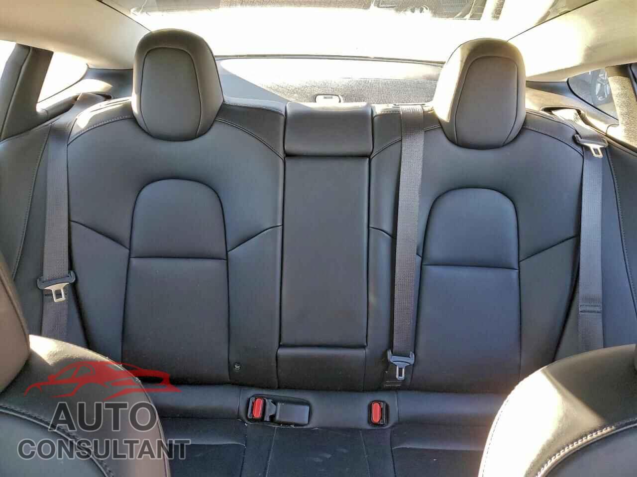 TESLA MODEL 3 2018 - 5YJ3E1EA7JF017578