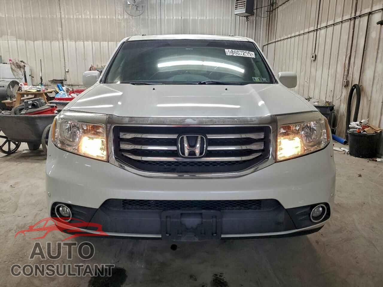 HONDA PILOT 2013 - 5FNYF4H91DB021054